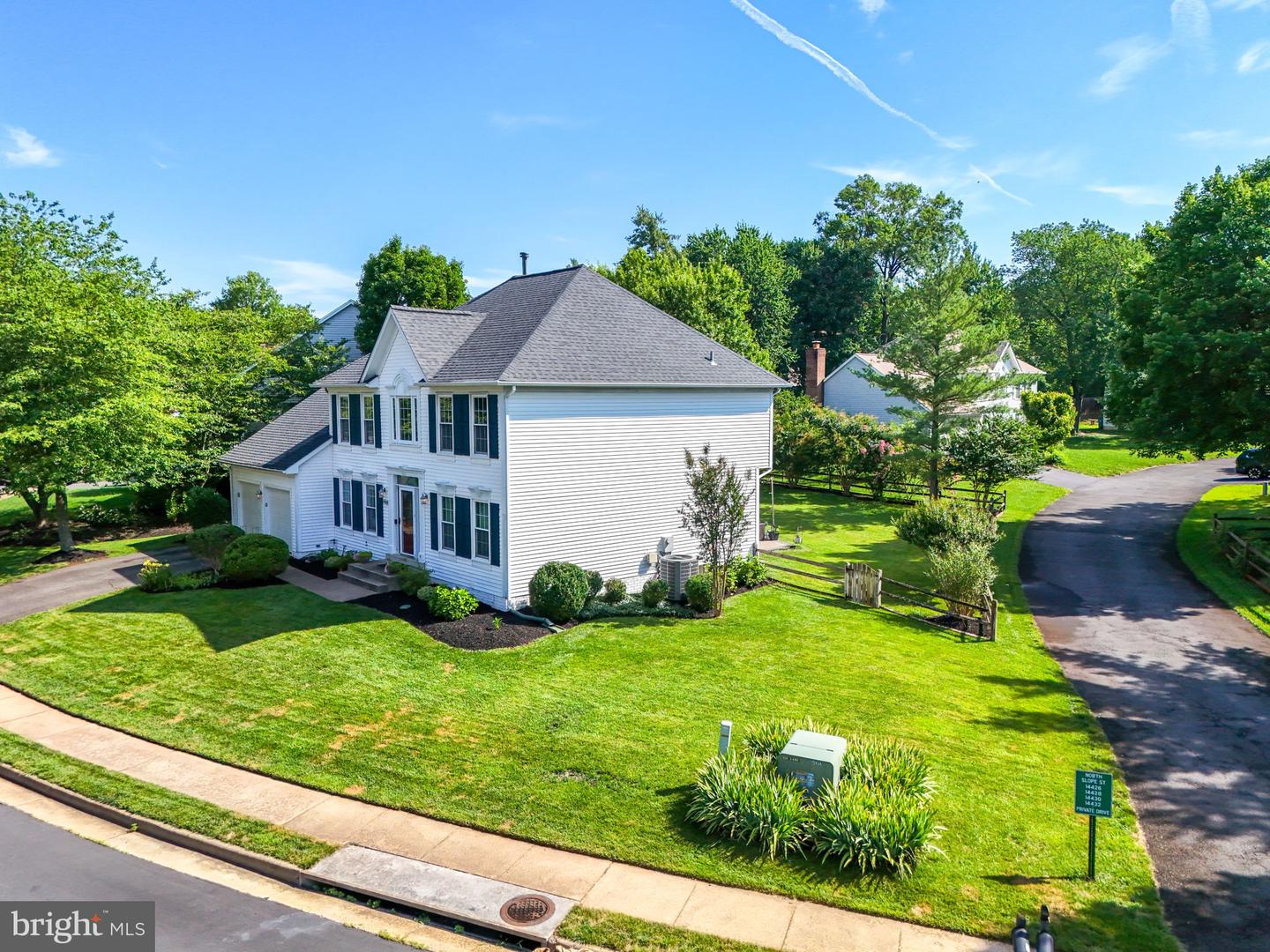 14434 N SLOPE ST, CENTREVILLE, Virginia 20120, 4 Bedrooms Bedrooms, ,3 BathroomsBathrooms,Residential,For sale,14434 N SLOPE ST,VAFX2256858 MLS # VAFX2256858