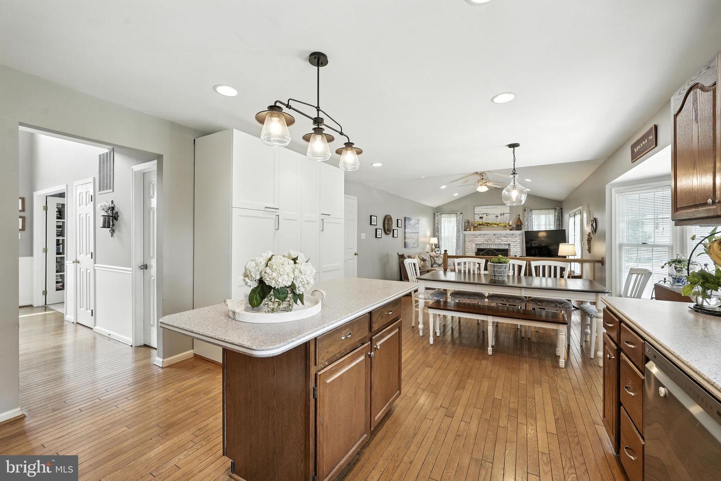 14434 N SLOPE ST, CENTREVILLE, Virginia 20120, 4 Bedrooms Bedrooms, ,3 BathroomsBathrooms,Residential,For sale,14434 N SLOPE ST,VAFX2256858 MLS # VAFX2256858