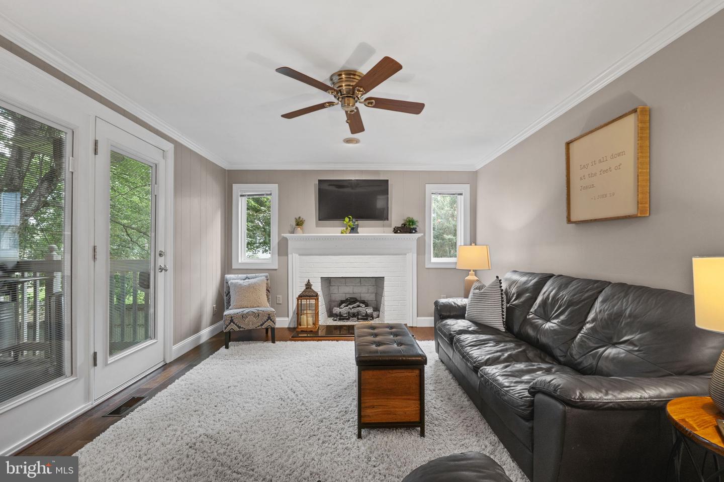 6362 WOODLAND RIDGE CT, CENTREVILLE, Virginia 20121, 4 Bedrooms Bedrooms, ,2 BathroomsBathrooms,Residential,For sale,6362 WOODLAND RIDGE CT,VAFX2256886 MLS # VAFX2256886