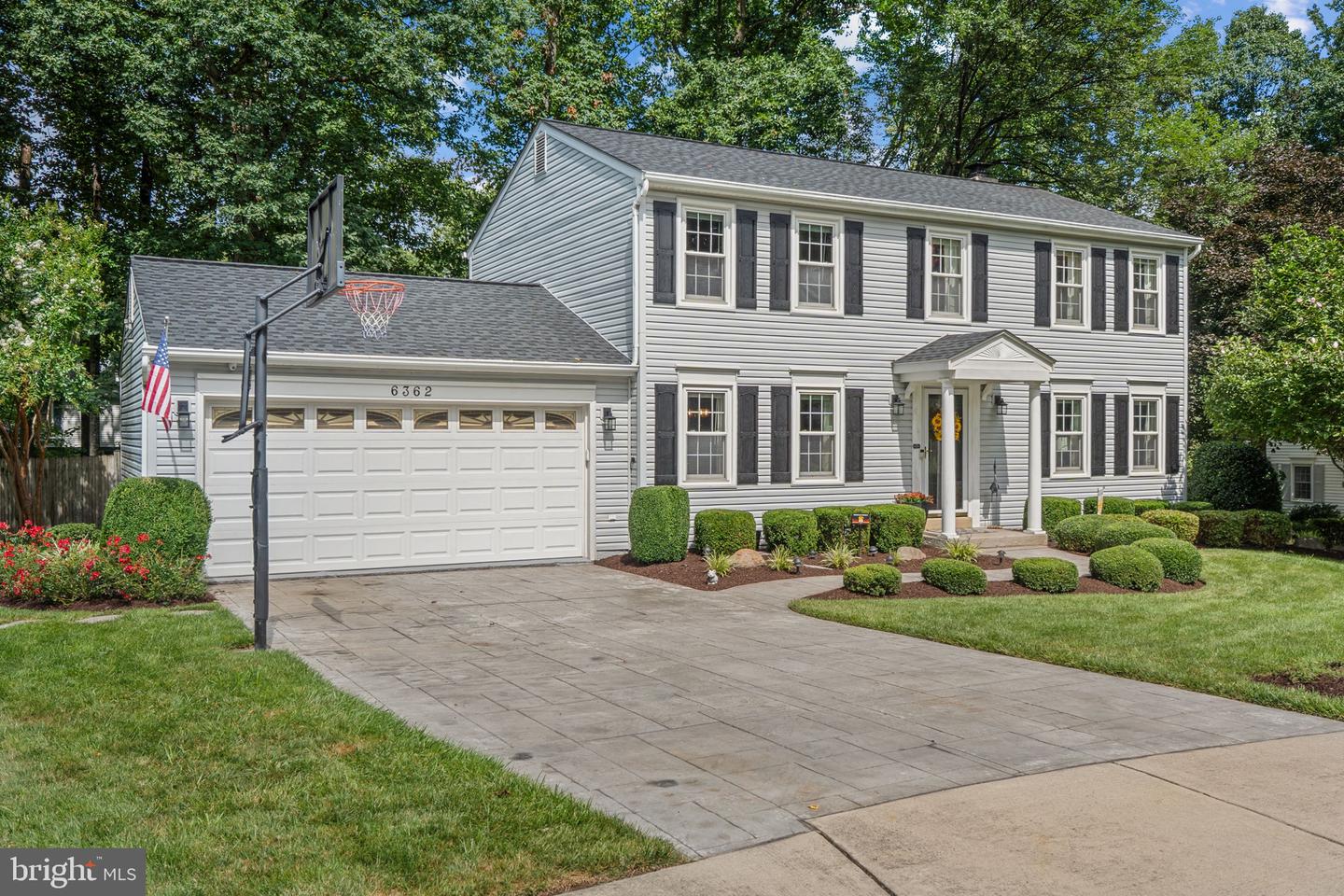 6362 WOODLAND RIDGE CT, CENTREVILLE, Virginia 20121, 4 Bedrooms Bedrooms, ,2 BathroomsBathrooms,Residential,For sale,6362 WOODLAND RIDGE CT,VAFX2256886 MLS # VAFX2256886