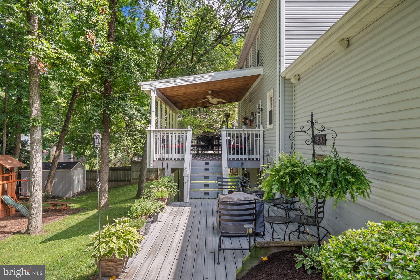 6362 WOODLAND RIDGE CT, CENTREVILLE, Virginia 20121, 4 Bedrooms Bedrooms, ,2 BathroomsBathrooms,Residential,For sale,6362 WOODLAND RIDGE CT,VAFX2256886 MLS # VAFX2256886