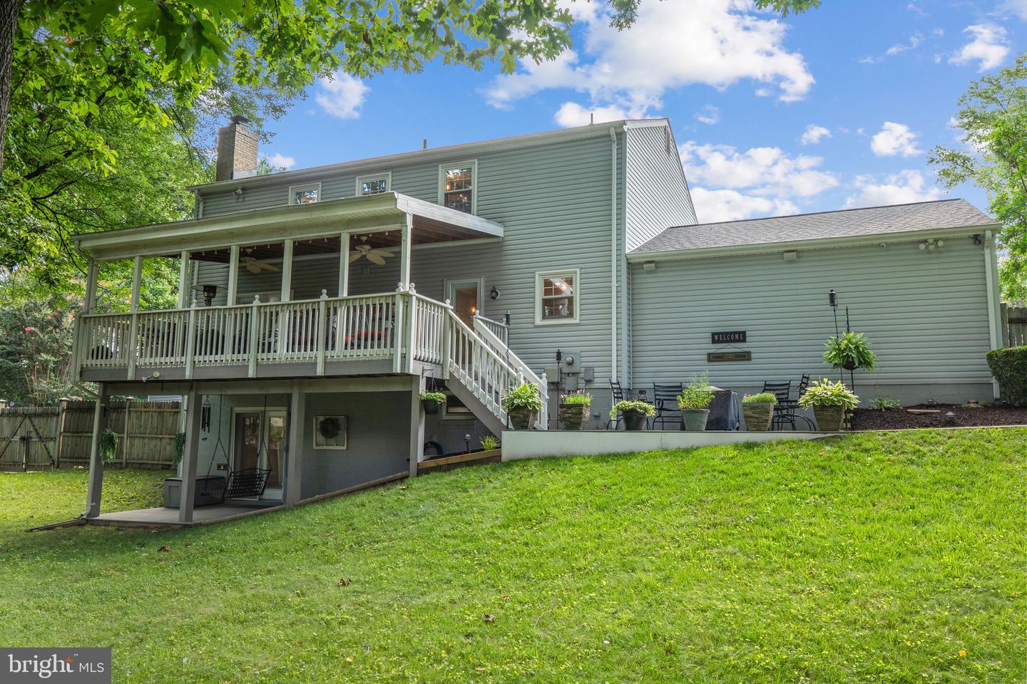 6362 WOODLAND RIDGE CT, CENTREVILLE, Virginia 20121, 4 Bedrooms Bedrooms, ,2 BathroomsBathrooms,Residential,For sale,6362 WOODLAND RIDGE CT,VAFX2256886 MLS # VAFX2256886