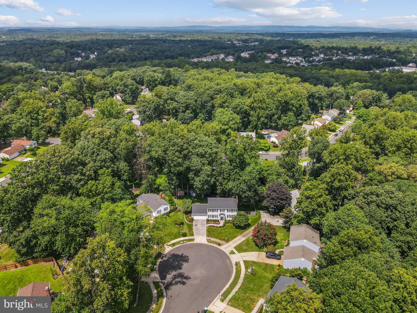 6362 WOODLAND RIDGE CT, CENTREVILLE, Virginia 20121, 4 Bedrooms Bedrooms, ,2 BathroomsBathrooms,Residential,For sale,6362 WOODLAND RIDGE CT,VAFX2256886 MLS # VAFX2256886