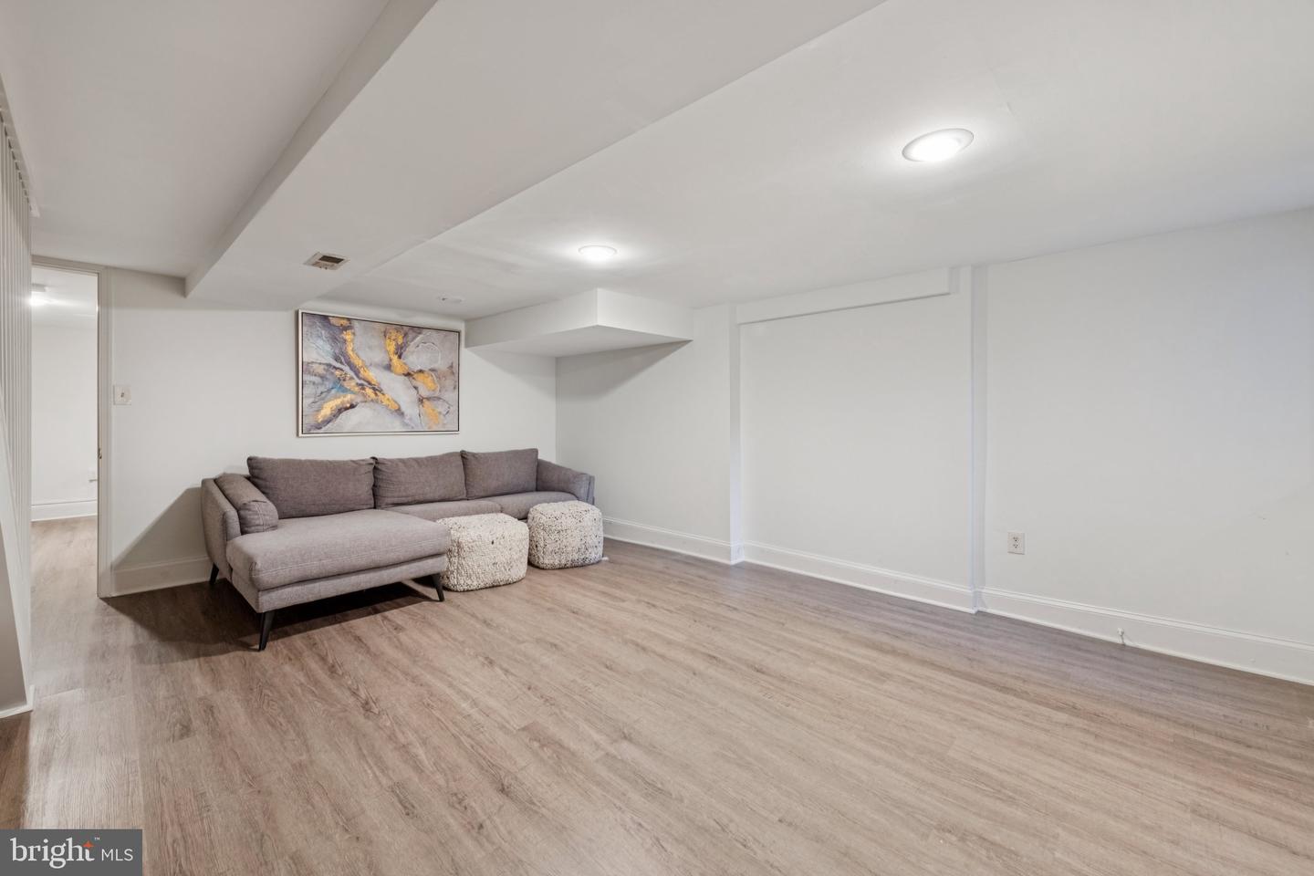 55 S ST NW, WASHINGTON, District Of Columbia 20001, 4 Bedrooms Bedrooms, ,3 BathroomsBathrooms,Residential,For sale,55 S ST NW,DCDC2211576 MLS # DCDC2211576