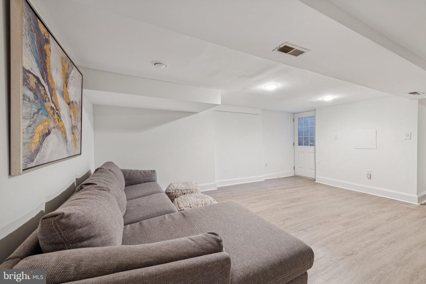55 S ST NW, WASHINGTON, District Of Columbia 20001, 4 Bedrooms Bedrooms, ,3 BathroomsBathrooms,Residential,For sale,55 S ST NW,DCDC2211576 MLS # DCDC2211576