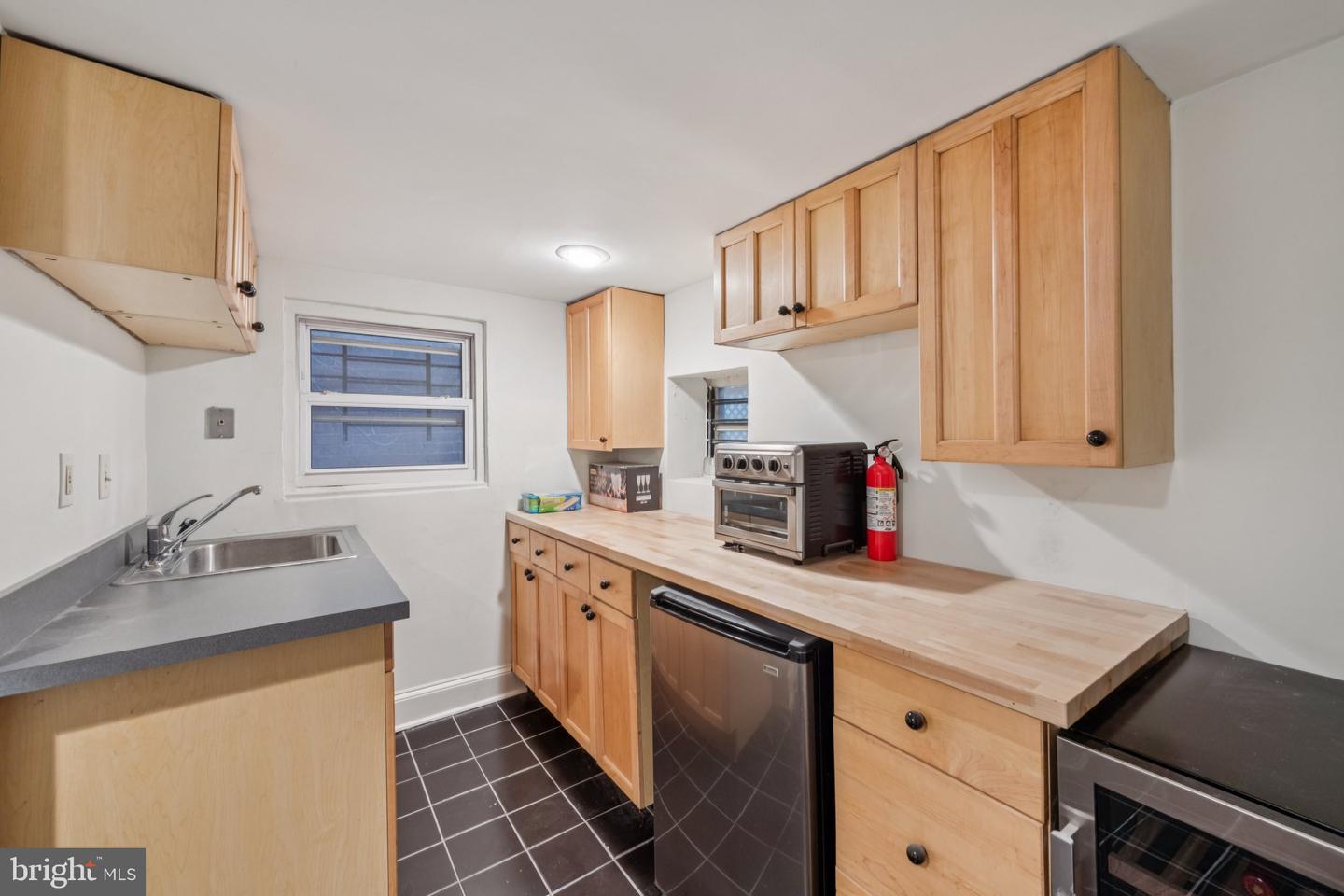 55 S ST NW, WASHINGTON, District Of Columbia 20001, 4 Bedrooms Bedrooms, ,3 BathroomsBathrooms,Residential,For sale,55 S ST NW,DCDC2211576 MLS # DCDC2211576