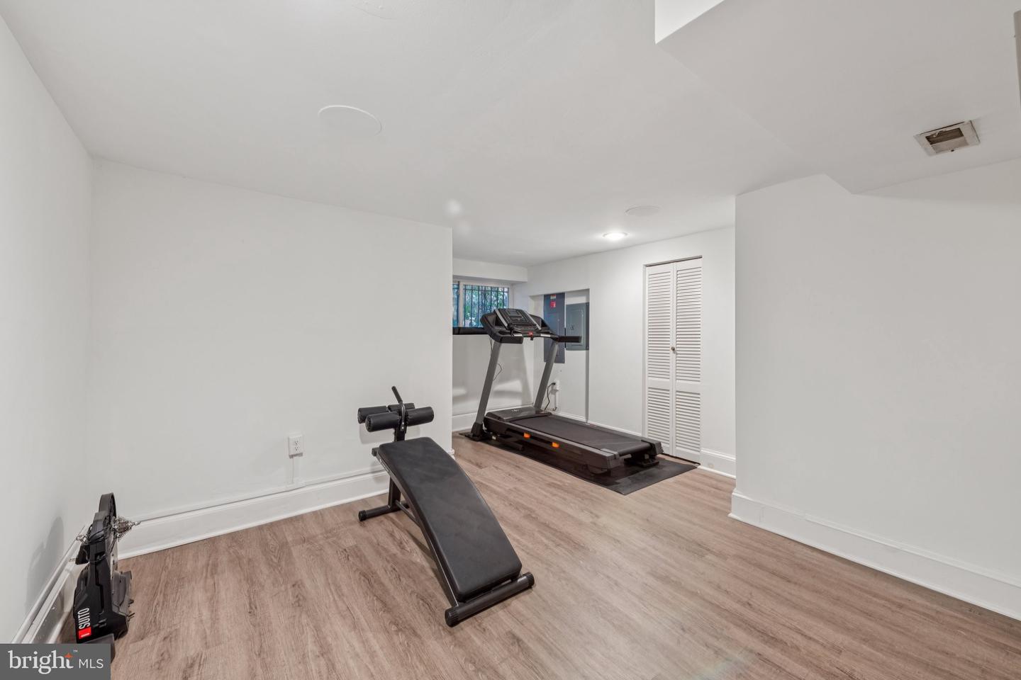 55 S ST NW, WASHINGTON, District Of Columbia 20001, 4 Bedrooms Bedrooms, ,3 BathroomsBathrooms,Residential,For sale,55 S ST NW,DCDC2211576 MLS # DCDC2211576