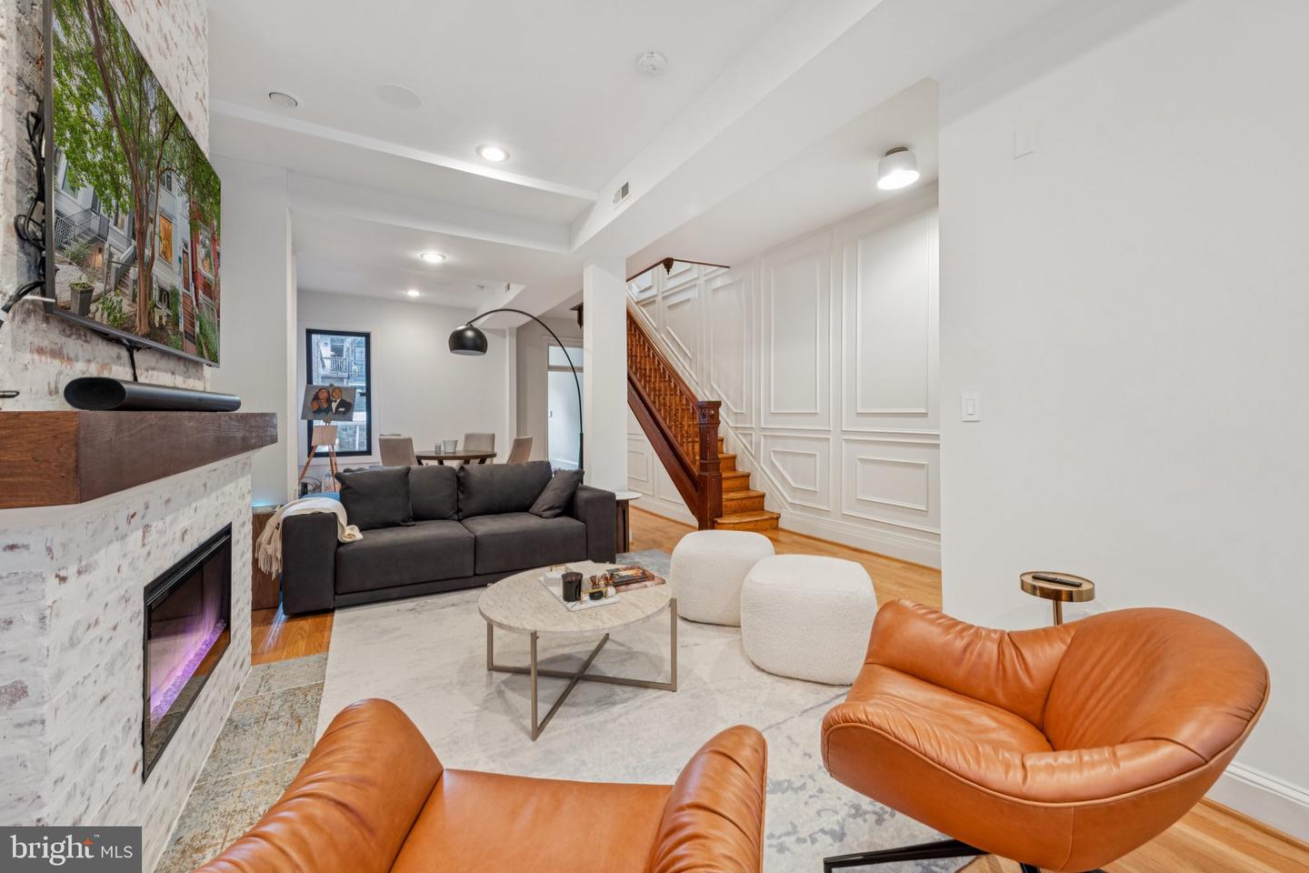 55 S ST NW, WASHINGTON, District Of Columbia 20001, 4 Bedrooms Bedrooms, ,3 BathroomsBathrooms,Residential,For sale,55 S ST NW,DCDC2211576 MLS # DCDC2211576