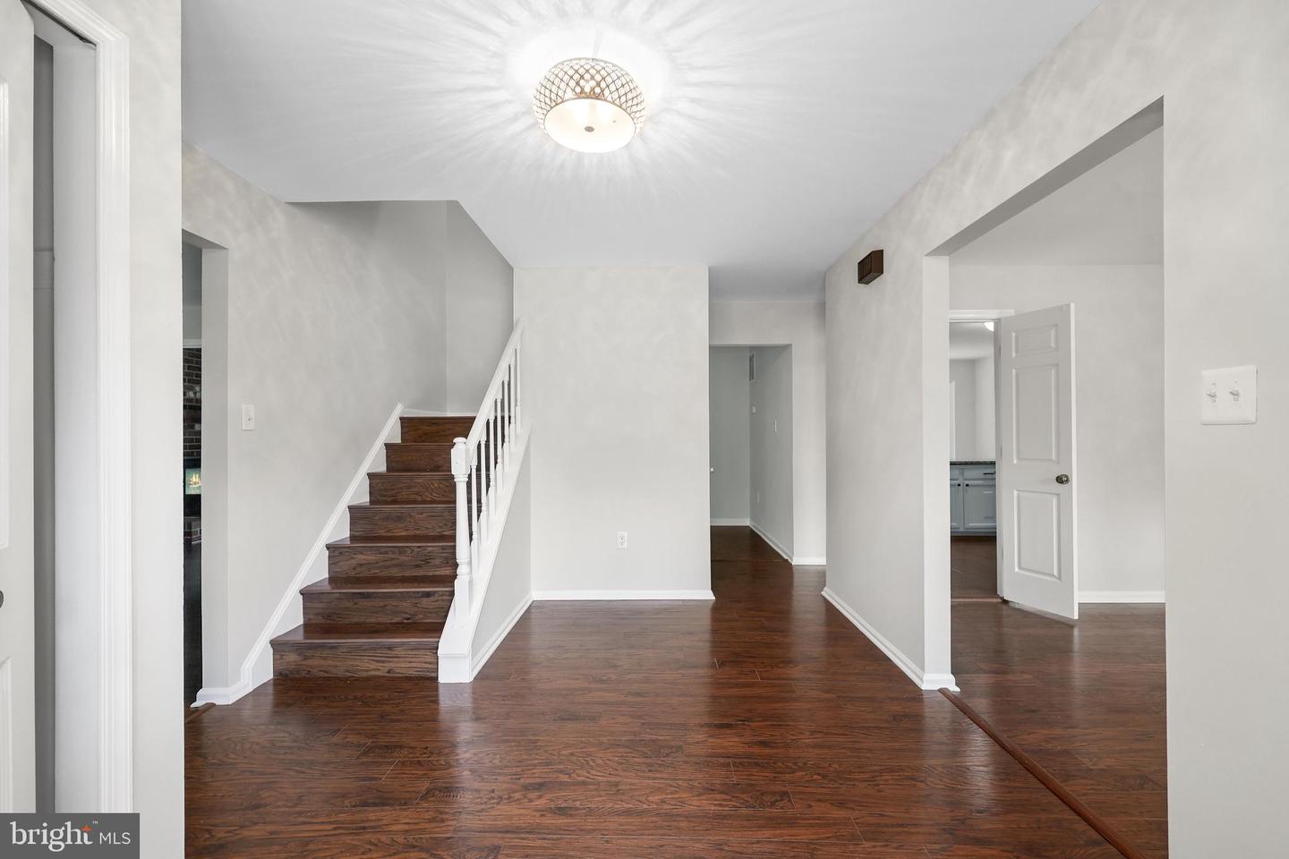 4095 BRAXTON RD, CHANTILLY, Virginia 20151, 4 Bedrooms Bedrooms, ,2 BathroomsBathrooms,Residential,For sale,4095 BRAXTON RD,VAFX2256920 MLS # VAFX2256920