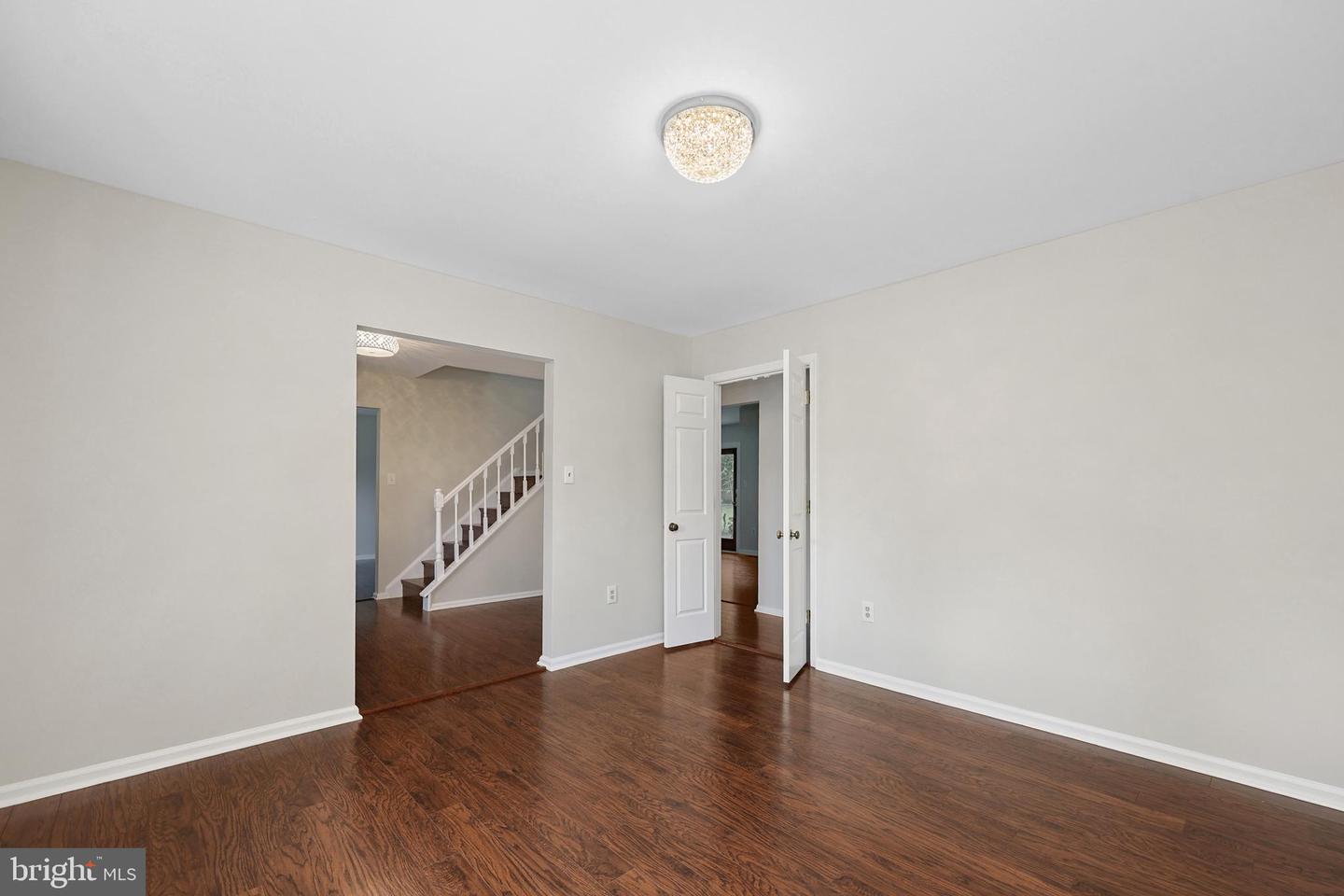 4095 BRAXTON RD, CHANTILLY, Virginia 20151, 4 Bedrooms Bedrooms, ,2 BathroomsBathrooms,Residential,For sale,4095 BRAXTON RD,VAFX2256920 MLS # VAFX2256920