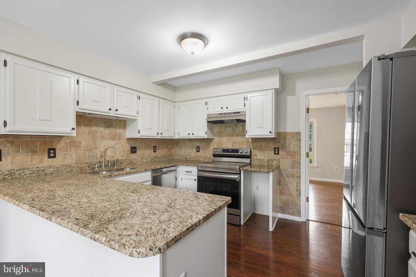 4095 BRAXTON RD, CHANTILLY, Virginia 20151, 4 Bedrooms Bedrooms, ,2 BathroomsBathrooms,Residential,For sale,4095 BRAXTON RD,VAFX2256920 MLS # VAFX2256920