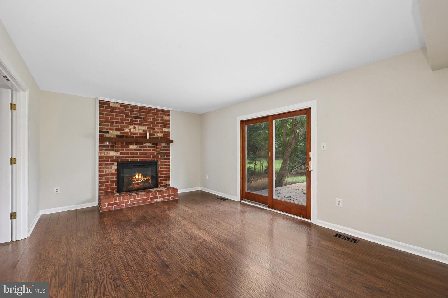 4095 BRAXTON RD, CHANTILLY, Virginia 20151, 4 Bedrooms Bedrooms, ,2 BathroomsBathrooms,Residential,For sale,4095 BRAXTON RD,VAFX2256920 MLS # VAFX2256920