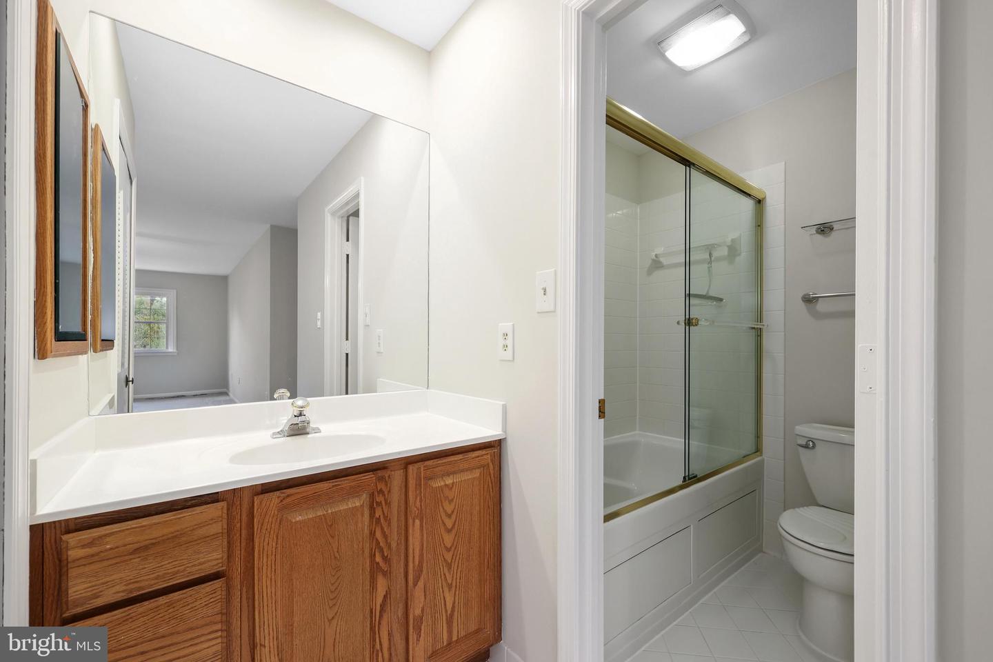 4095 BRAXTON RD, CHANTILLY, Virginia 20151, 4 Bedrooms Bedrooms, ,2 BathroomsBathrooms,Residential,For sale,4095 BRAXTON RD,VAFX2256920 MLS # VAFX2256920