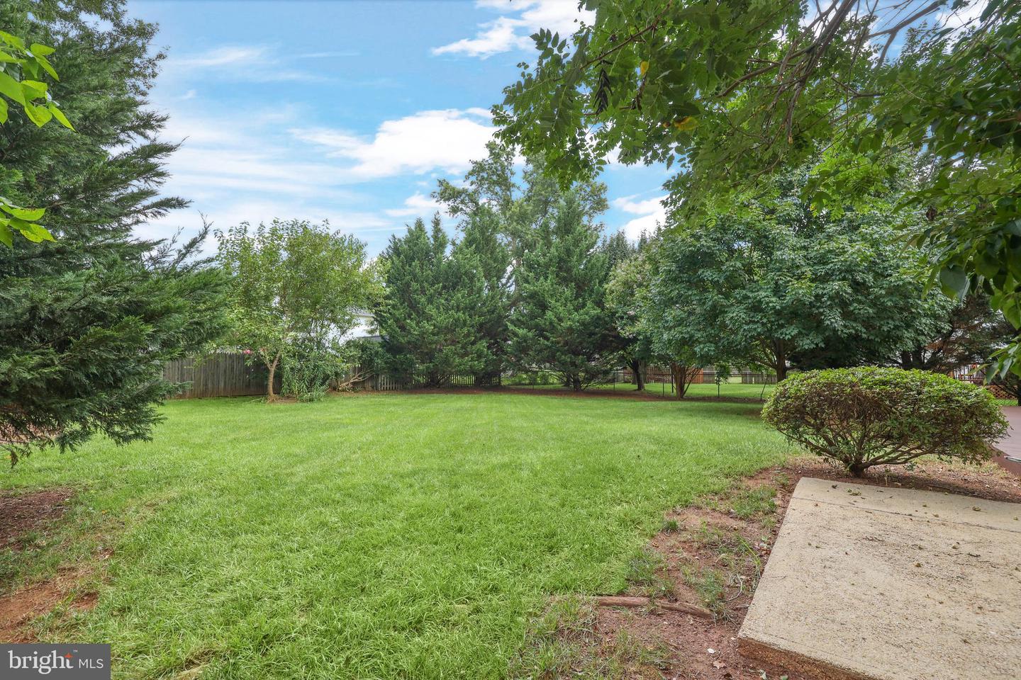 4095 BRAXTON RD, CHANTILLY, Virginia 20151, 4 Bedrooms Bedrooms, ,2 BathroomsBathrooms,Residential,For sale,4095 BRAXTON RD,VAFX2256920 MLS # VAFX2256920