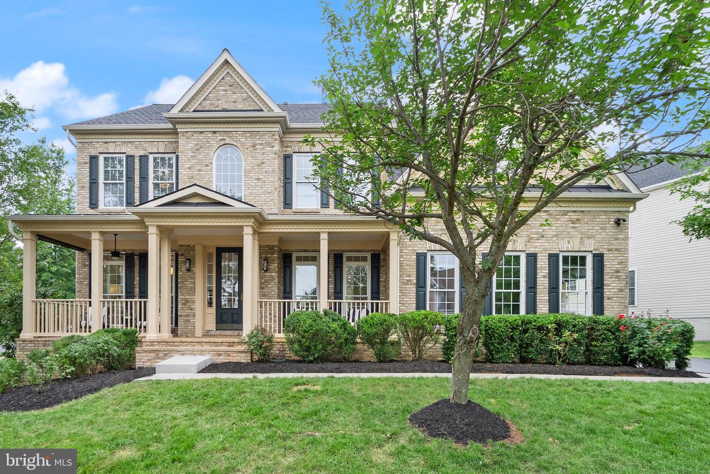 42028 FOLEY HEADWATERS ST, ALDIE, Virginia 20105, 5 Bedrooms Bedrooms, ,4 BathroomsBathrooms,Residential,For sale,42028 FOLEY HEADWATERS ST,VALO2102954 MLS # VALO2102954
