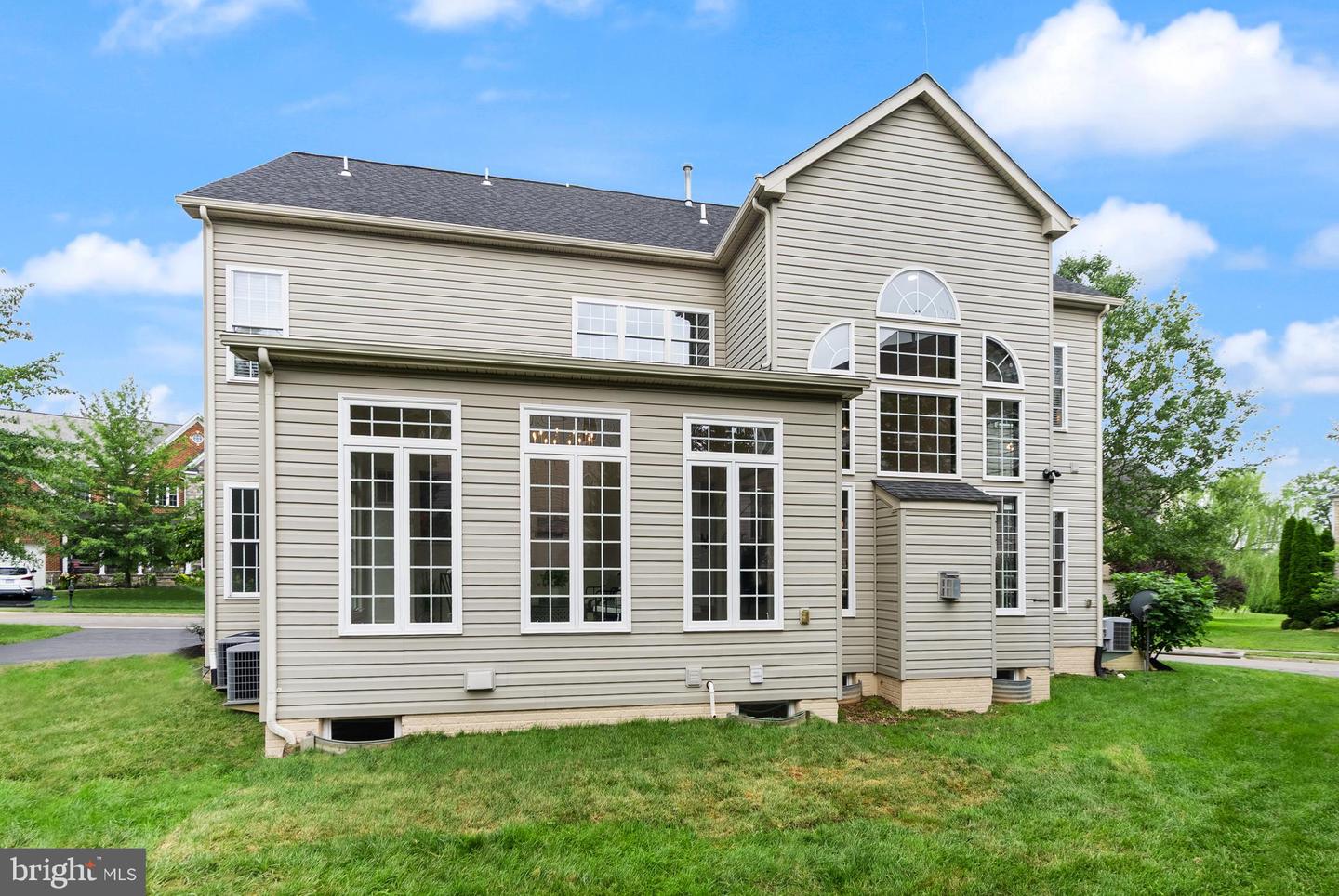 42028 FOLEY HEADWATERS ST, ALDIE, Virginia 20105, 5 Bedrooms Bedrooms, ,4 BathroomsBathrooms,Residential,For sale,42028 FOLEY HEADWATERS ST,VALO2102954 MLS # VALO2102954