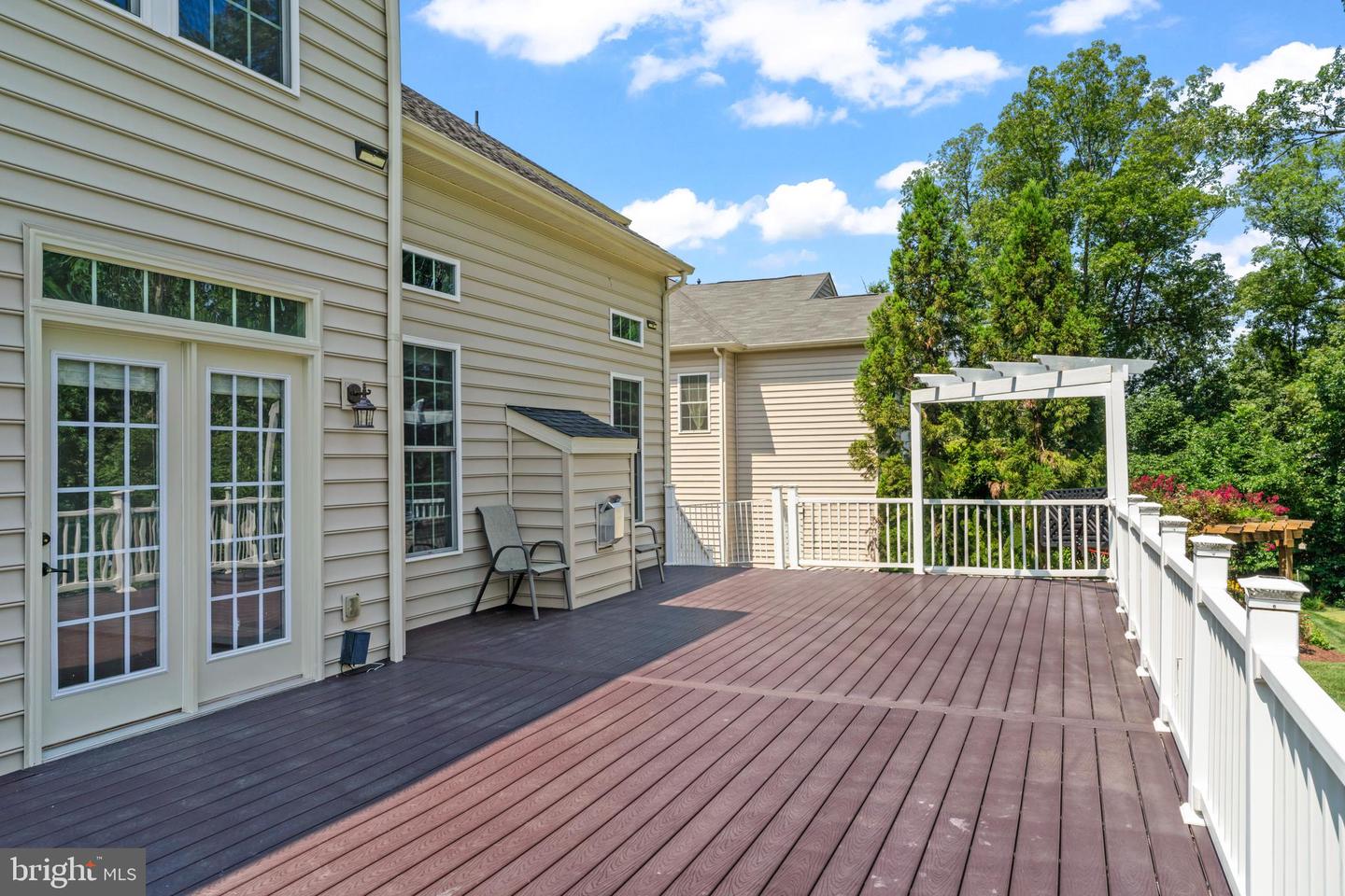 25723 LENNOX HALE DR, ALDIE, Virginia 20105, 6 Bedrooms Bedrooms, ,5 BathroomsBathrooms,Residential,For sale,25723 LENNOX HALE DR,VALO2102964 MLS # VALO2102964