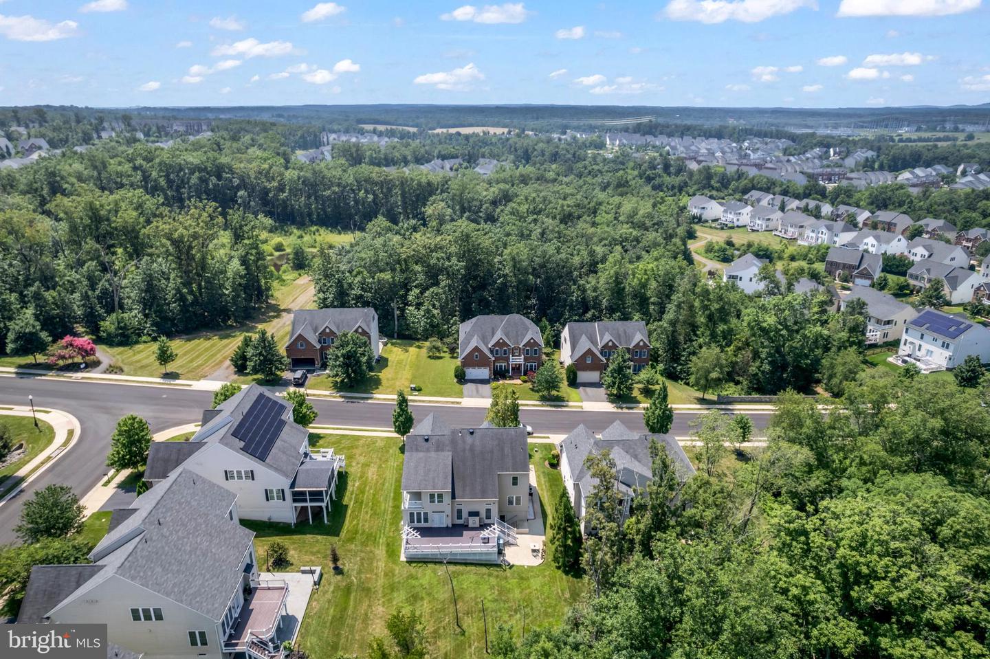 25723 LENNOX HALE DR, ALDIE, Virginia 20105, 6 Bedrooms Bedrooms, ,5 BathroomsBathrooms,Residential,For sale,25723 LENNOX HALE DR,VALO2102964 MLS # VALO2102964