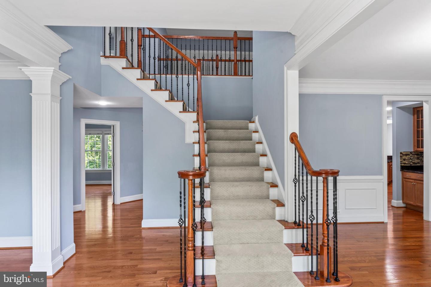 25723 LENNOX HALE DR, ALDIE, Virginia 20105, 6 Bedrooms Bedrooms, ,5 BathroomsBathrooms,Residential,For sale,25723 LENNOX HALE DR,VALO2102964 MLS # VALO2102964