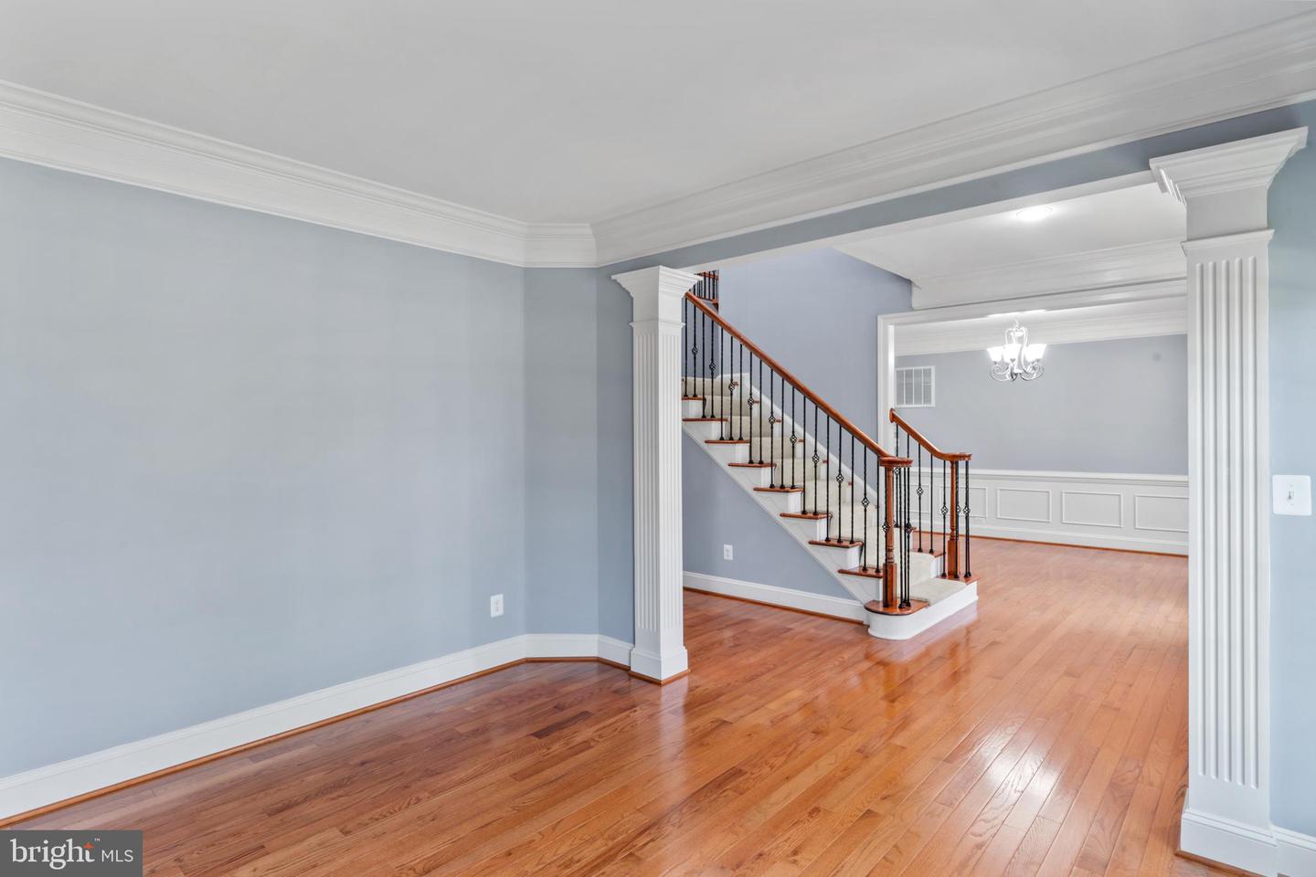 25723 LENNOX HALE DR, ALDIE, Virginia 20105, 6 Bedrooms Bedrooms, ,5 BathroomsBathrooms,Residential,For sale,25723 LENNOX HALE DR,VALO2102964 MLS # VALO2102964
