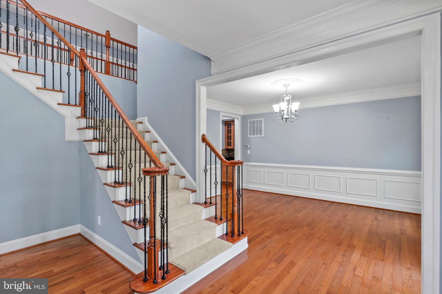 25723 LENNOX HALE DR, ALDIE, Virginia 20105, 6 Bedrooms Bedrooms, ,5 BathroomsBathrooms,Residential,For sale,25723 LENNOX HALE DR,VALO2102964 MLS # VALO2102964