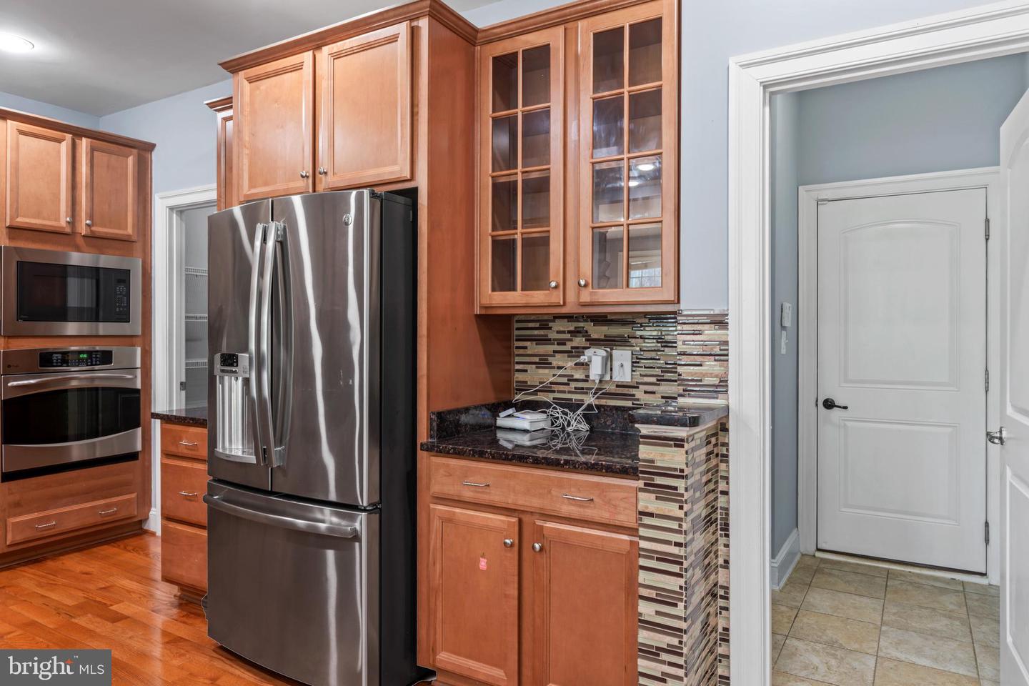25723 LENNOX HALE DR, ALDIE, Virginia 20105, 6 Bedrooms Bedrooms, ,5 BathroomsBathrooms,Residential,For sale,25723 LENNOX HALE DR,VALO2102964 MLS # VALO2102964