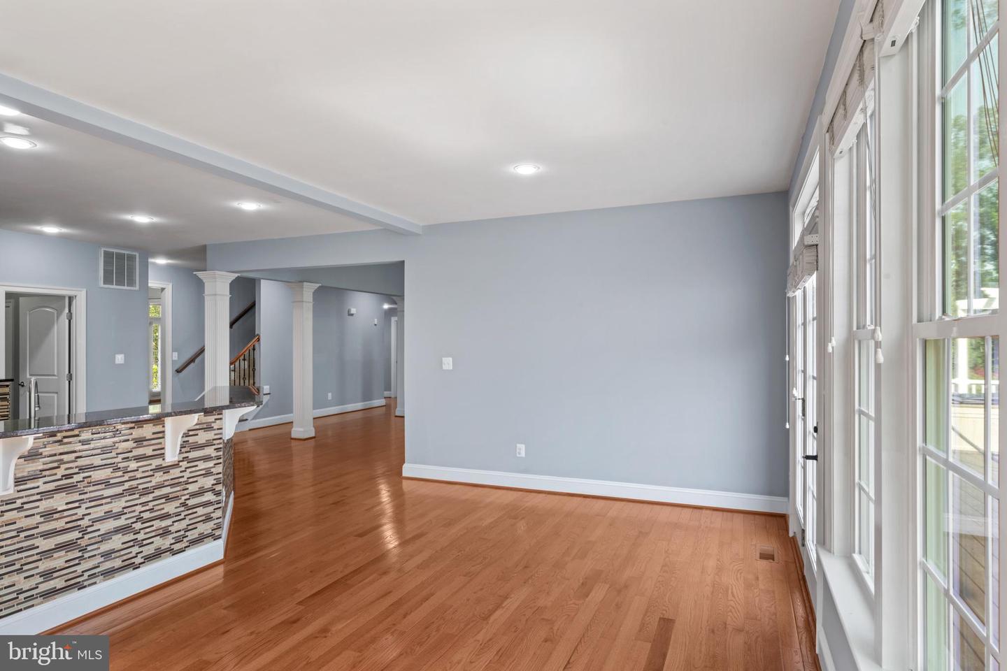 25723 LENNOX HALE DR, ALDIE, Virginia 20105, 6 Bedrooms Bedrooms, ,5 BathroomsBathrooms,Residential,For sale,25723 LENNOX HALE DR,VALO2102964 MLS # VALO2102964