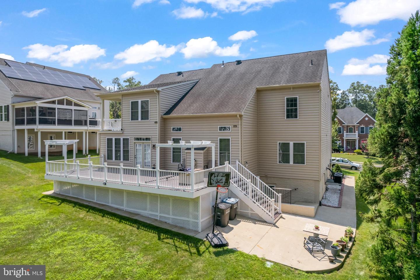 25723 LENNOX HALE DR, ALDIE, Virginia 20105, 6 Bedrooms Bedrooms, ,5 BathroomsBathrooms,Residential,For sale,25723 LENNOX HALE DR,VALO2102964 MLS # VALO2102964