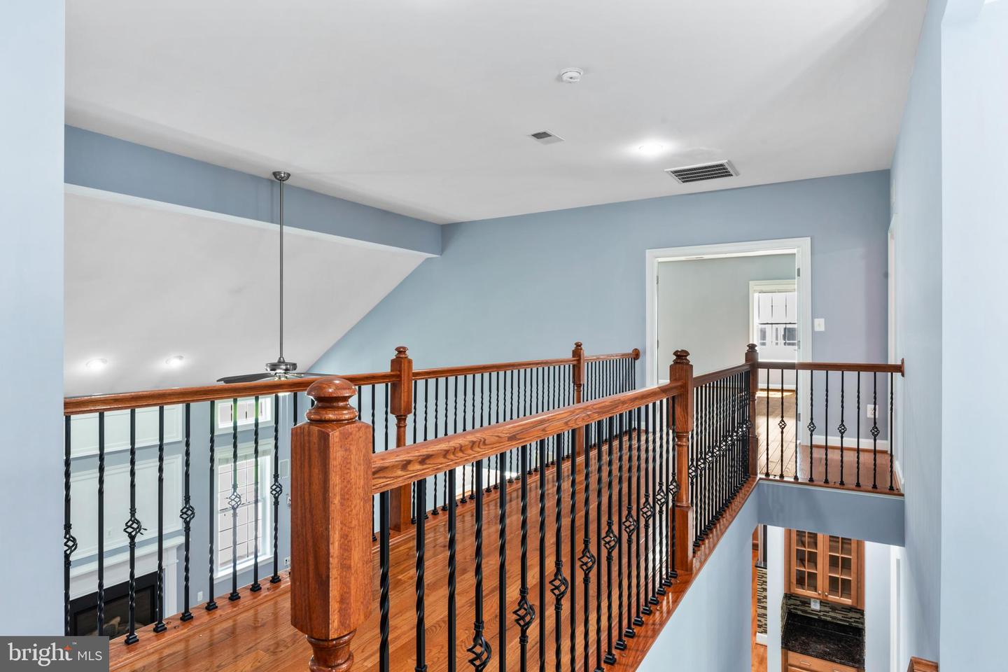 25723 LENNOX HALE DR, ALDIE, Virginia 20105, 6 Bedrooms Bedrooms, ,5 BathroomsBathrooms,Residential,For sale,25723 LENNOX HALE DR,VALO2102964 MLS # VALO2102964