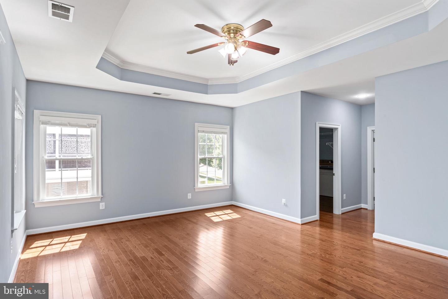 25723 LENNOX HALE DR, ALDIE, Virginia 20105, 6 Bedrooms Bedrooms, ,5 BathroomsBathrooms,Residential,For sale,25723 LENNOX HALE DR,VALO2102964 MLS # VALO2102964