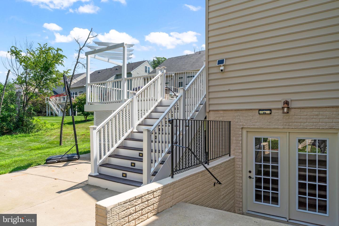 25723 LENNOX HALE DR, ALDIE, Virginia 20105, 6 Bedrooms Bedrooms, ,5 BathroomsBathrooms,Residential,For sale,25723 LENNOX HALE DR,VALO2102964 MLS # VALO2102964