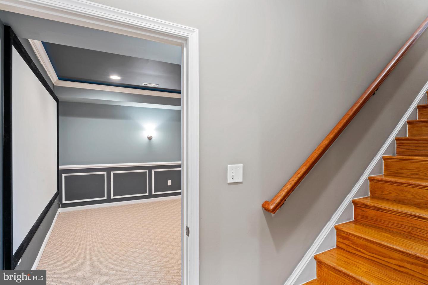 25723 LENNOX HALE DR, ALDIE, Virginia 20105, 6 Bedrooms Bedrooms, ,5 BathroomsBathrooms,Residential,For sale,25723 LENNOX HALE DR,VALO2102964 MLS # VALO2102964