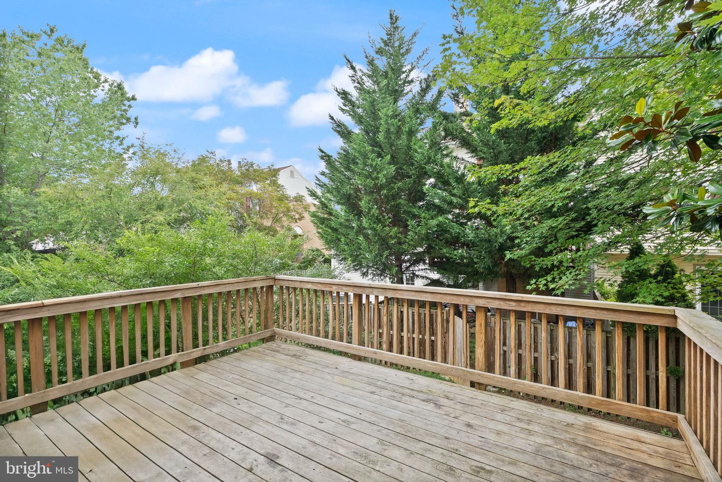 6024 CROWN ROYAL CIR, ALEXANDRIA, Virginia 22310, 3 Bedrooms Bedrooms, ,2 BathroomsBathrooms,Residential,For sale,6024 CROWN ROYAL CIR,VAFX2257048 MLS # VAFX2257048