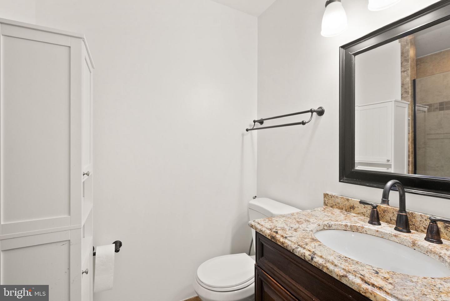 6024 CROWN ROYAL CIR, ALEXANDRIA, Virginia 22310, 3 Bedrooms Bedrooms, ,2 BathroomsBathrooms,Residential,For sale,6024 CROWN ROYAL CIR,VAFX2257048 MLS # VAFX2257048