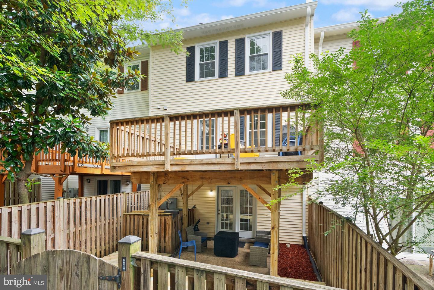 6024 CROWN ROYAL CIR, ALEXANDRIA, Virginia 22310, 3 Bedrooms Bedrooms, ,2 BathroomsBathrooms,Residential,For sale,6024 CROWN ROYAL CIR,VAFX2257048 MLS # VAFX2257048