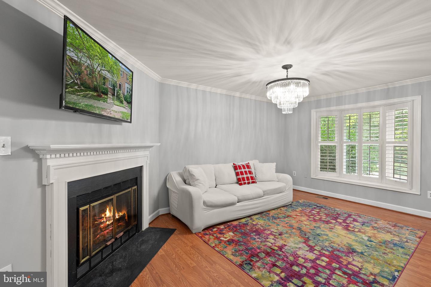 6024 CROWN ROYAL CIR, ALEXANDRIA, Virginia 22310, 3 Bedrooms Bedrooms, ,2 BathroomsBathrooms,Residential,For sale,6024 CROWN ROYAL CIR,VAFX2257048 MLS # VAFX2257048