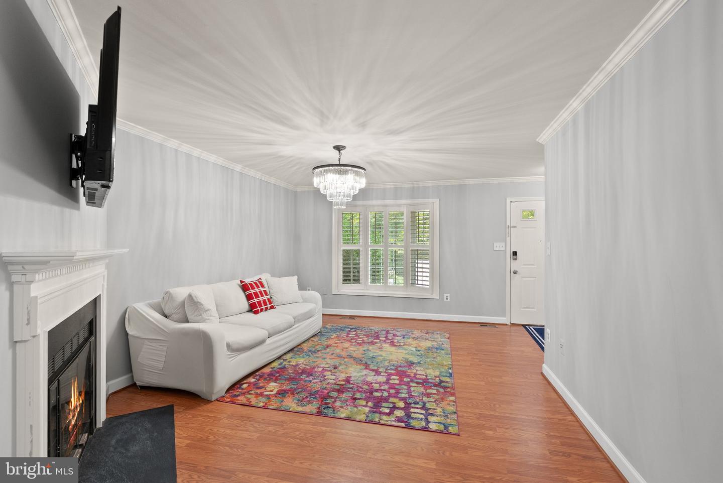 6024 CROWN ROYAL CIR, ALEXANDRIA, Virginia 22310, 3 Bedrooms Bedrooms, ,2 BathroomsBathrooms,Residential,For sale,6024 CROWN ROYAL CIR,VAFX2257048 MLS # VAFX2257048