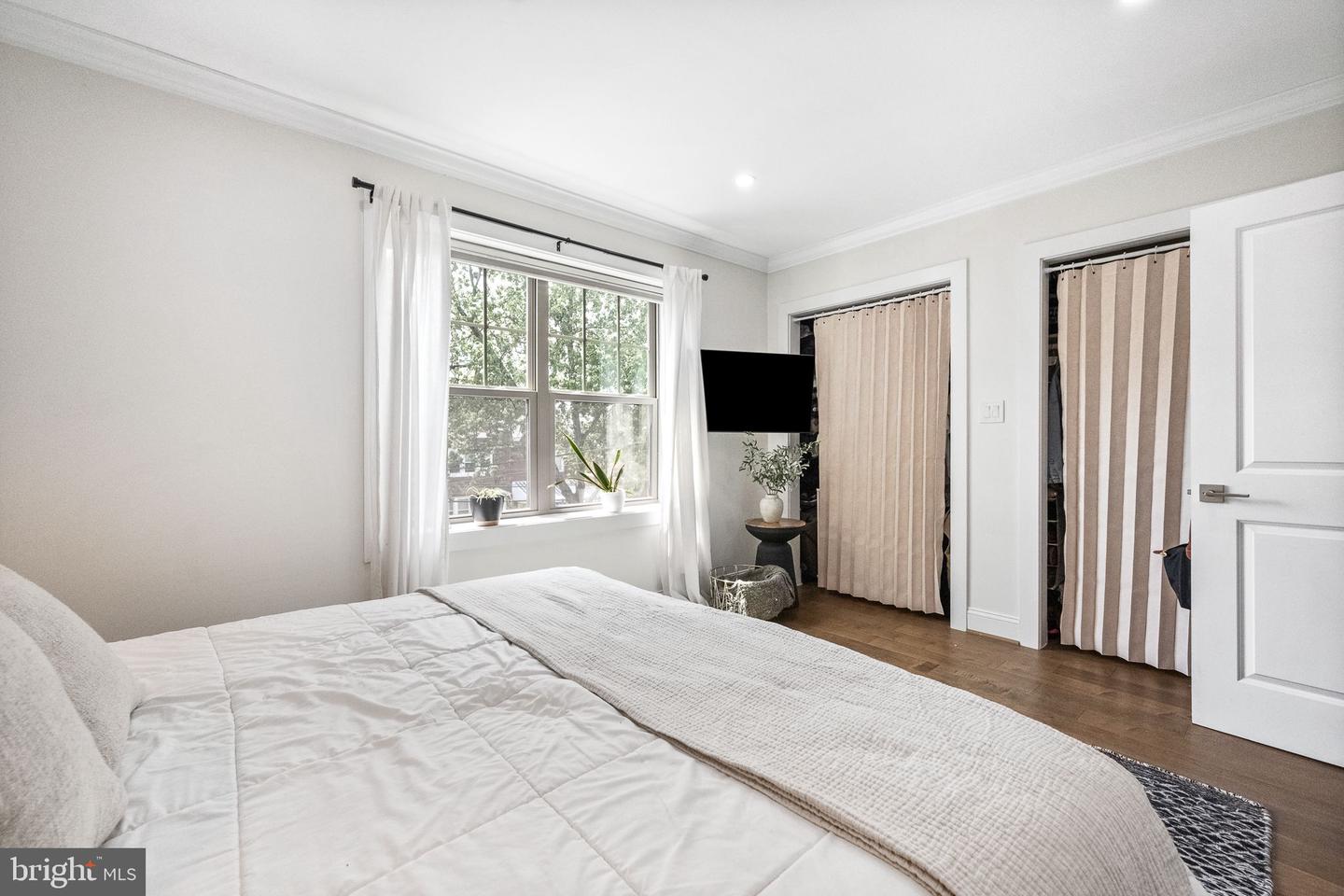 4625 4TH ST NW, WASHINGTON, District Of Columbia 20011, 4 Bedrooms Bedrooms, ,3 BathroomsBathrooms,Residential,For sale,4625 4TH ST NW,DCDC2211712 MLS # DCDC2211712