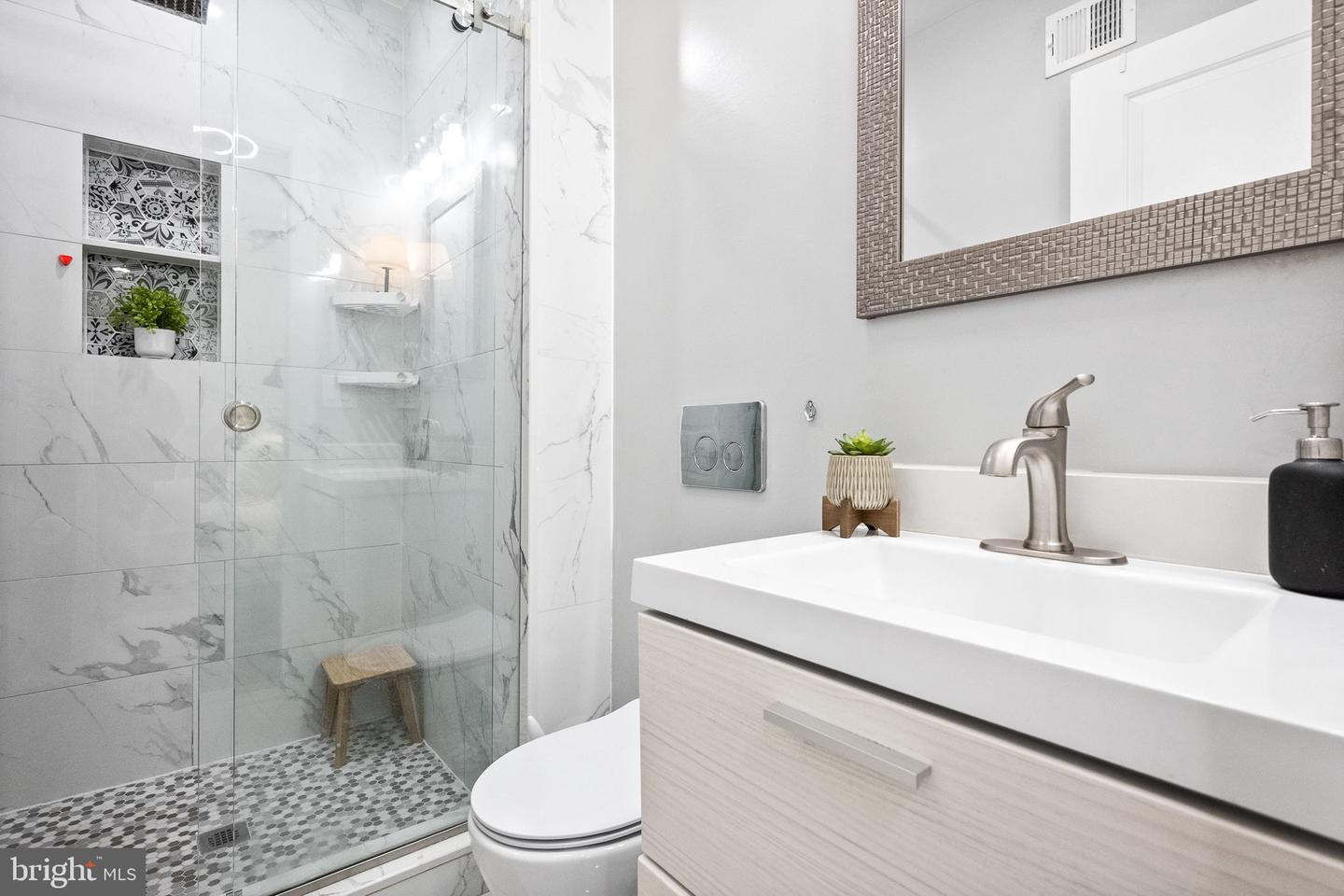 4625 4TH ST NW, WASHINGTON, District Of Columbia 20011, 4 Bedrooms Bedrooms, ,3 BathroomsBathrooms,Residential,For sale,4625 4TH ST NW,DCDC2211712 MLS # DCDC2211712
