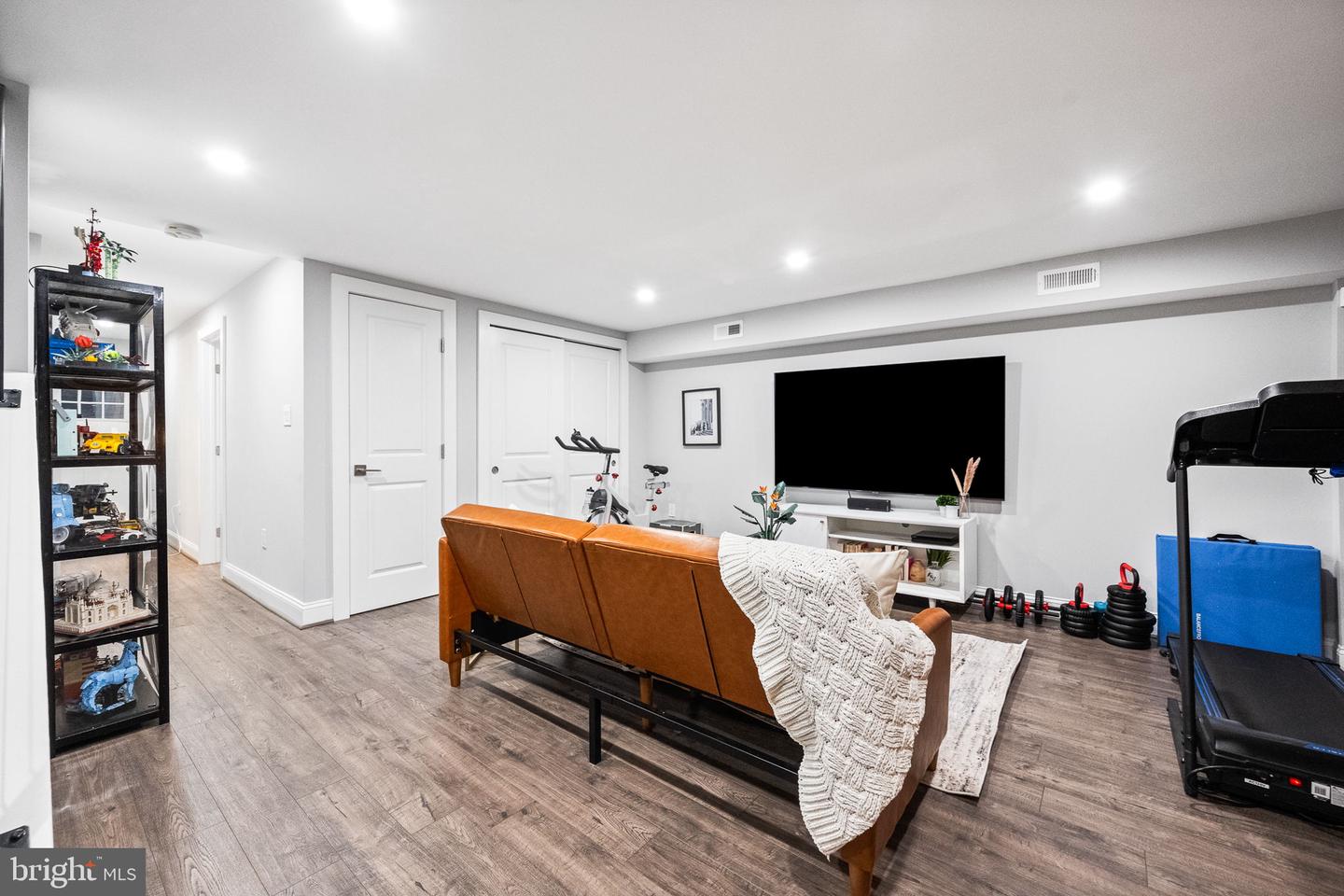 4625 4TH ST NW, WASHINGTON, District Of Columbia 20011, 4 Bedrooms Bedrooms, ,3 BathroomsBathrooms,Residential,For sale,4625 4TH ST NW,DCDC2211712 MLS # DCDC2211712