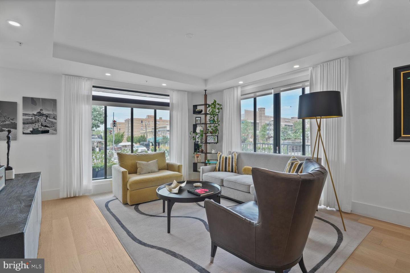 3219 WISCONSIN AVE NW #101, WASHINGTON, District Of Columbia 20016, 2 Bedrooms Bedrooms, ,2 BathroomsBathrooms,Residential,For sale,3219 WISCONSIN AVE NW #101,DCDC2211730 MLS # DCDC2211730