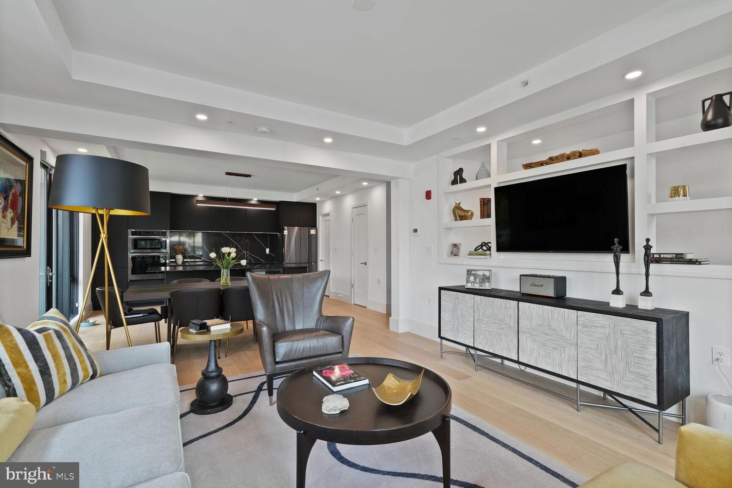 3219 WISCONSIN AVE NW #101, WASHINGTON, District Of Columbia 20016, 2 Bedrooms Bedrooms, ,2 BathroomsBathrooms,Residential,For sale,3219 WISCONSIN AVE NW #101,DCDC2211730 MLS # DCDC2211730