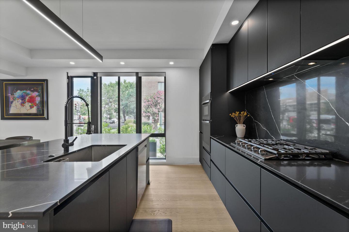 3219 WISCONSIN AVE NW #101, WASHINGTON, District Of Columbia 20016, 2 Bedrooms Bedrooms, ,2 BathroomsBathrooms,Residential,For sale,3219 WISCONSIN AVE NW #101,DCDC2211730 MLS # DCDC2211730
