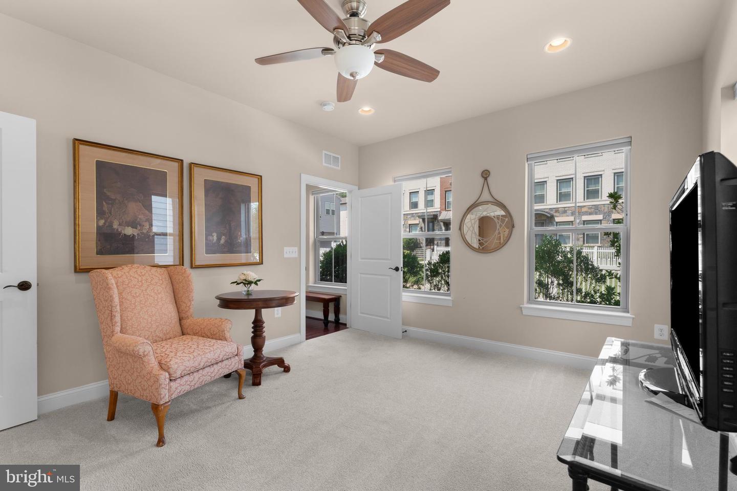 6105 OLIVET DR, ALEXANDRIA, Virginia 22315, 3 Bedrooms Bedrooms, ,3 BathroomsBathrooms,Residential,For sale,6105 OLIVET DR,VAFX2257196 MLS # VAFX2257196