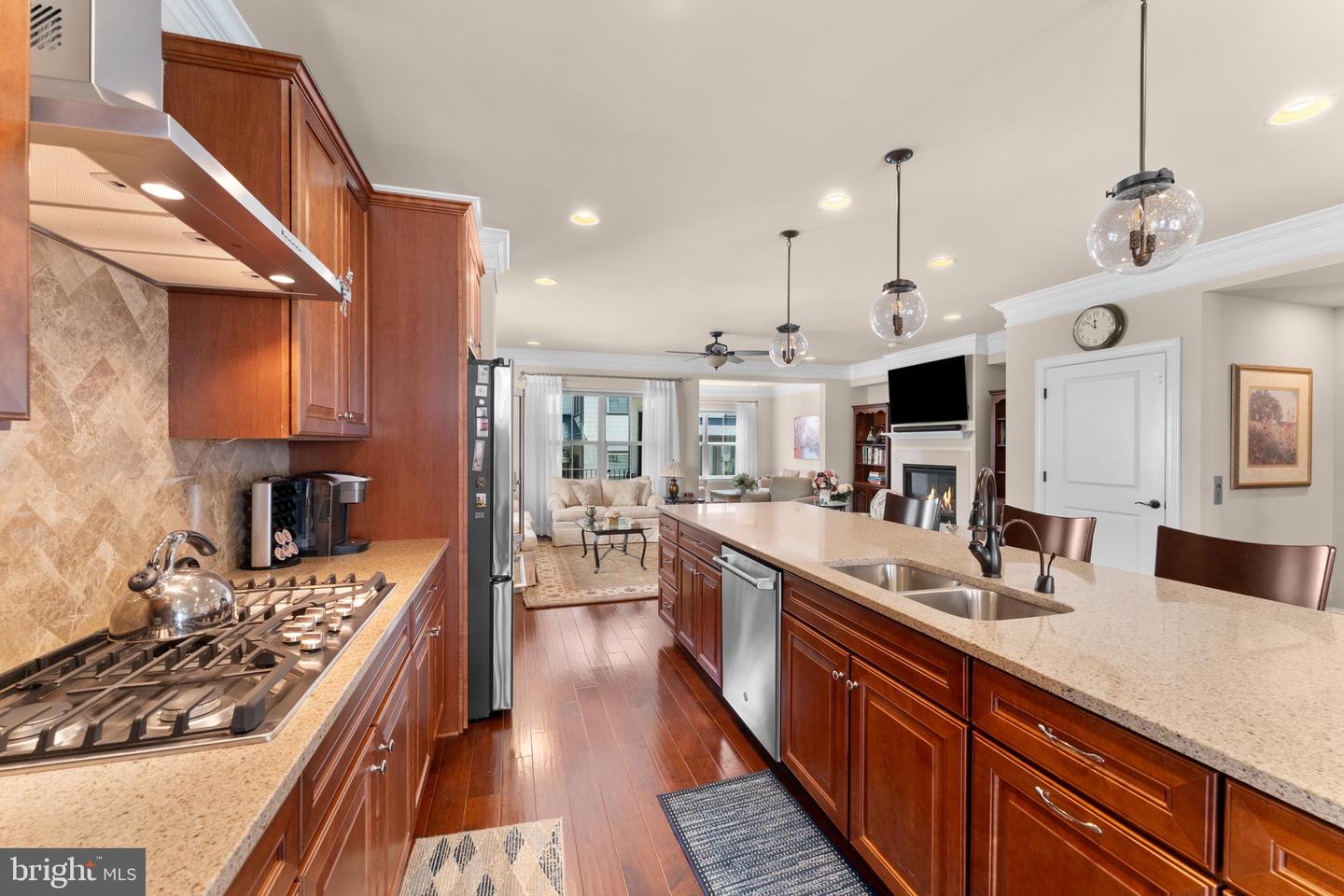 6105 OLIVET DR, ALEXANDRIA, Virginia 22315, 3 Bedrooms Bedrooms, ,3 BathroomsBathrooms,Residential,For sale,6105 OLIVET DR,VAFX2257196 MLS # VAFX2257196