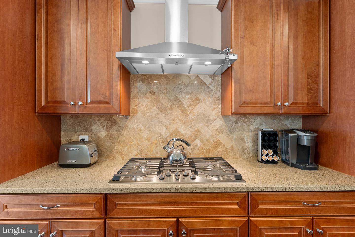 6105 OLIVET DR, ALEXANDRIA, Virginia 22315, 3 Bedrooms Bedrooms, ,3 BathroomsBathrooms,Residential,For sale,6105 OLIVET DR,VAFX2257196 MLS # VAFX2257196