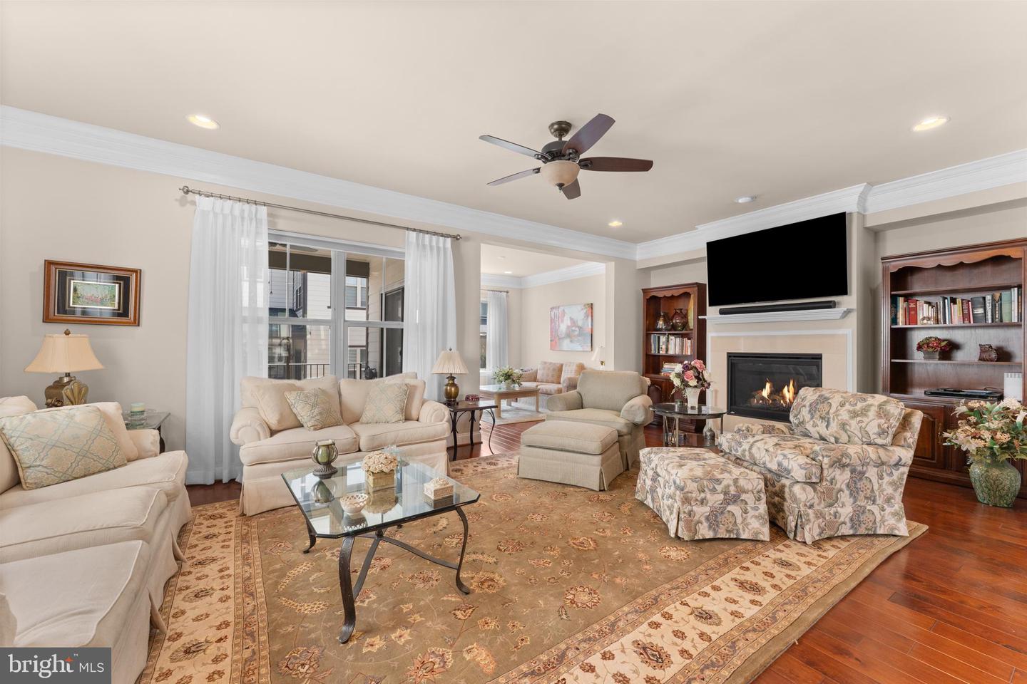 6105 OLIVET DR, ALEXANDRIA, Virginia 22315, 3 Bedrooms Bedrooms, ,3 BathroomsBathrooms,Residential,For sale,6105 OLIVET DR,VAFX2257196 MLS # VAFX2257196
