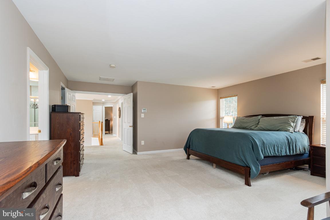 5624 IVY HILL DR, FREDERICKSBURG, Virginia 22407, 5 Bedrooms Bedrooms, ,3 BathroomsBathrooms,Residential,For sale,5624 IVY HILL DR,VASP2034890 MLS # VASP2034890