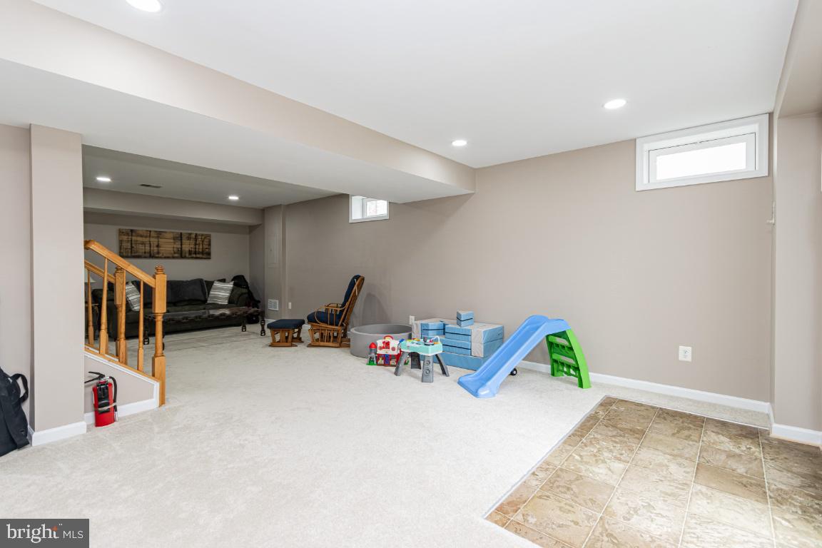 5624 IVY HILL DR, FREDERICKSBURG, Virginia 22407, 5 Bedrooms Bedrooms, ,3 BathroomsBathrooms,Residential,For sale,5624 IVY HILL DR,VASP2034890 MLS # VASP2034890