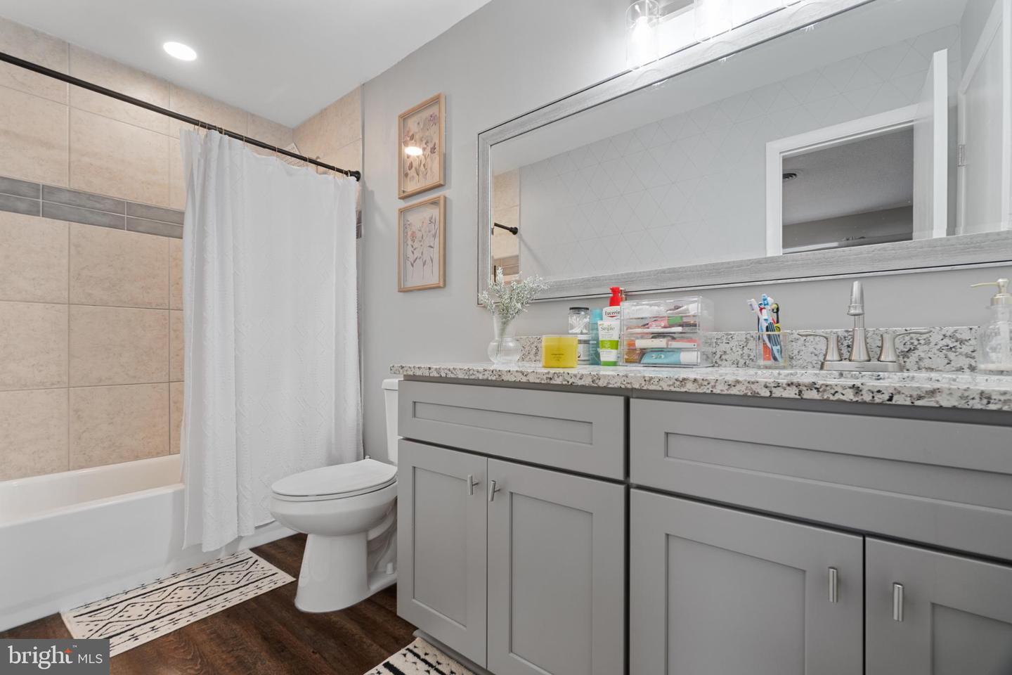 5765 ALBRIGHT DR, VIRGINIA BEACH, Virginia 23464, 3 Bedrooms Bedrooms, 5 Rooms Rooms,2 BathroomsBathrooms,Residential,For sale,5765 ALBRIGHT DR,VAVB2000588 MLS # VAVB2000588